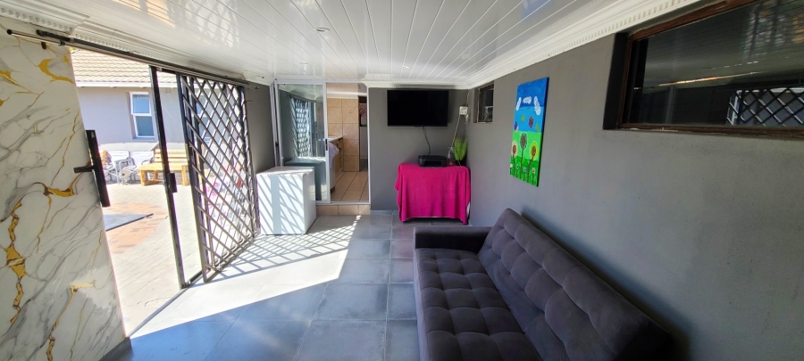 2 Bedroom Property for Sale in Tuscany Glen Western Cape